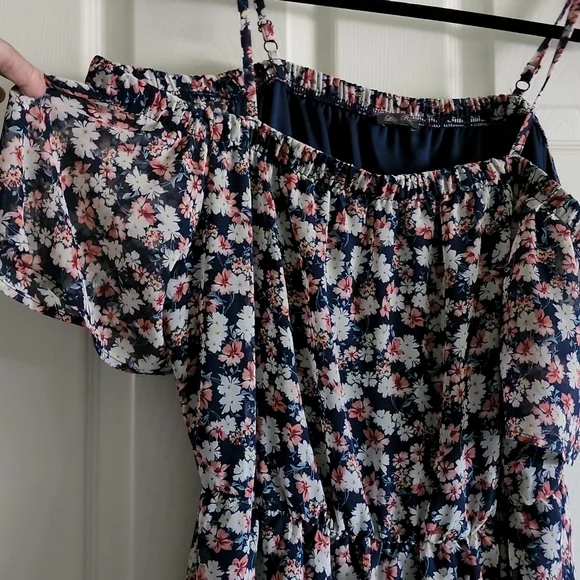 Lily Rose  Hi -lo cold shoulder  dress Sz 1x - Picture 10 of 12